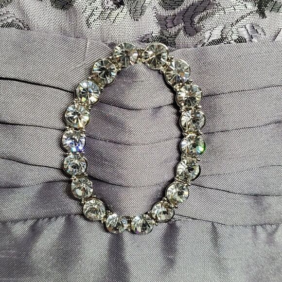 R&M RICHARDS 2 PCS SUIT.  Orchid satin with sequins/Reinstones. SIZE 10P… - Picture 3 of 16